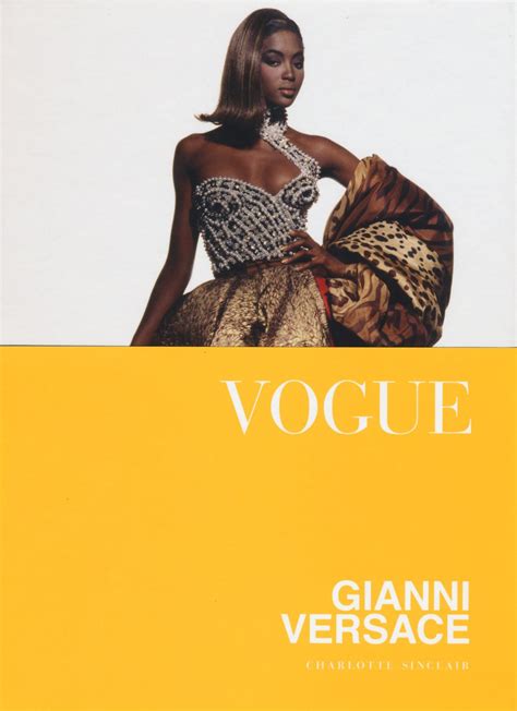 vogue gianni versace ediz illustrata copertina rigida 4 feb 2016|Vogue. Gianni Versace Hardcover – 4 Feb. 2016 .